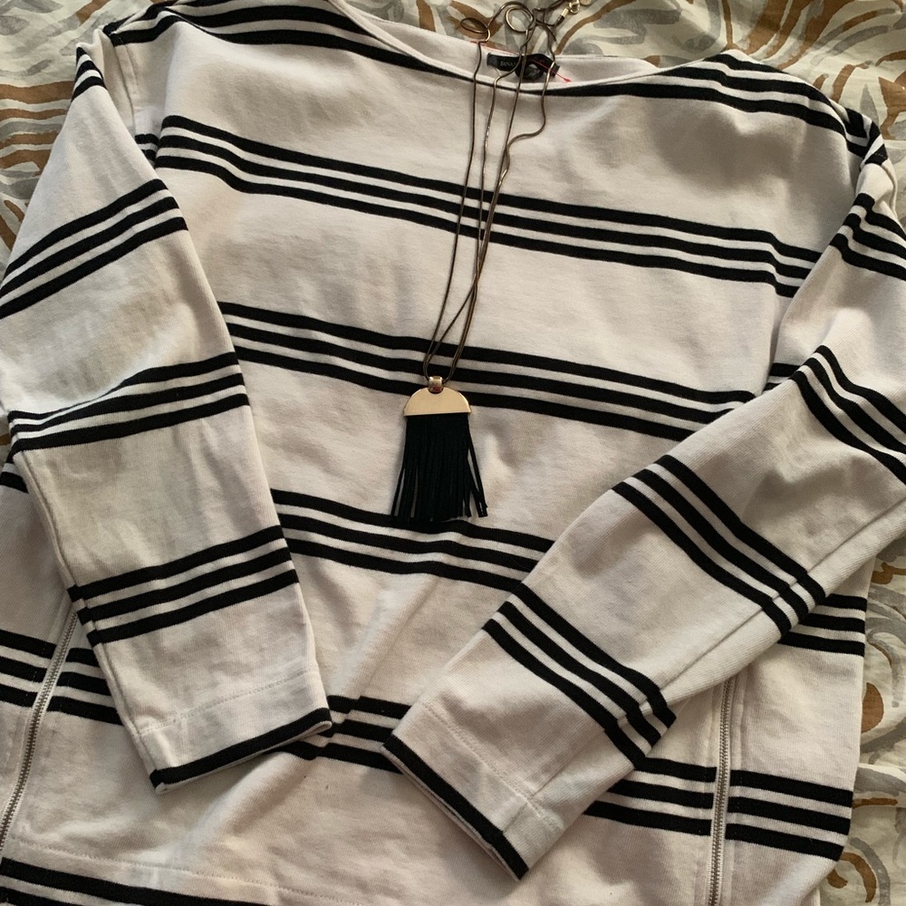 Banana Republic Large sweater,GUC smoke free home
